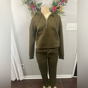 Green Quilted Sweat Outfit